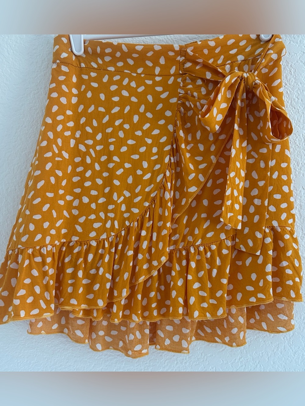 La Loca - Yellow & White Mock Wrap Skirt With Bow - Size 2